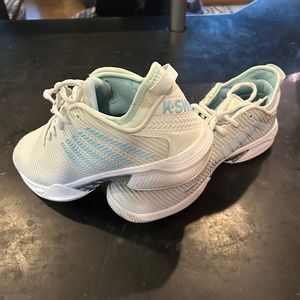 K-Swiss Hypercourt Supreme Women’s